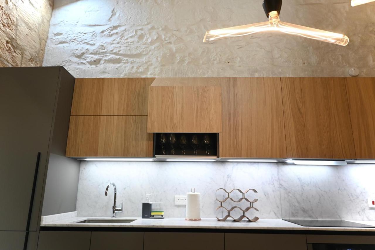 Numru 27 Expertly Restored Small House Of Character Cospicua Buitenkant foto